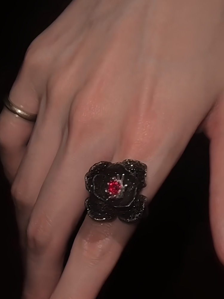 Antique Dark Floral Red Centra - Men'S Victorian Accessories recension och pris