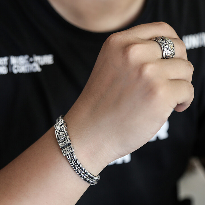New Double Row Fox Tail Six Ma - Men Accessories Ring And Bracelet recension och pris