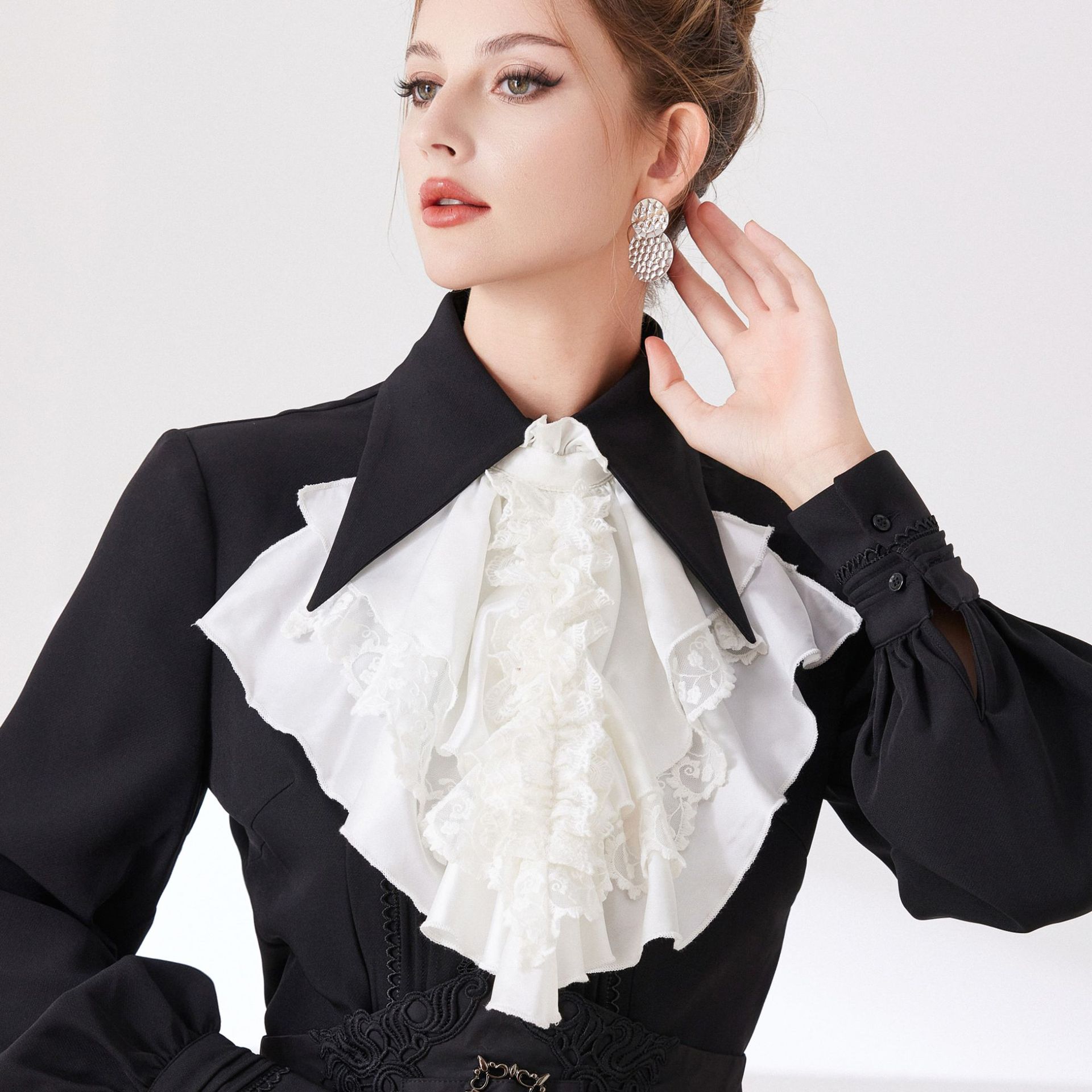 Victorian Jabot for Women Men  - Men'S Victorian Accessories recension och pris