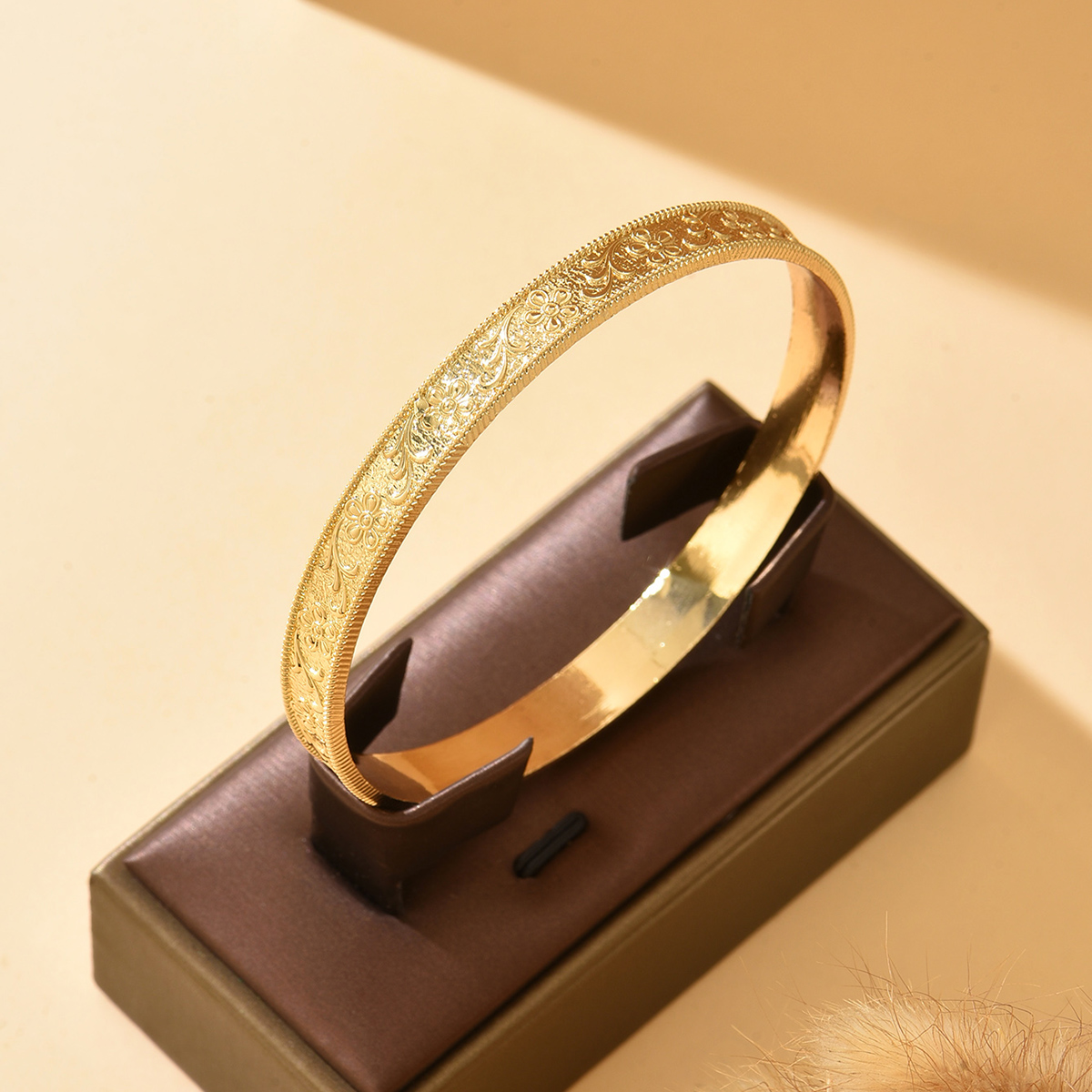 Golden Bride Hand Accessory wi - Men Accessories Elegant recension och pris
